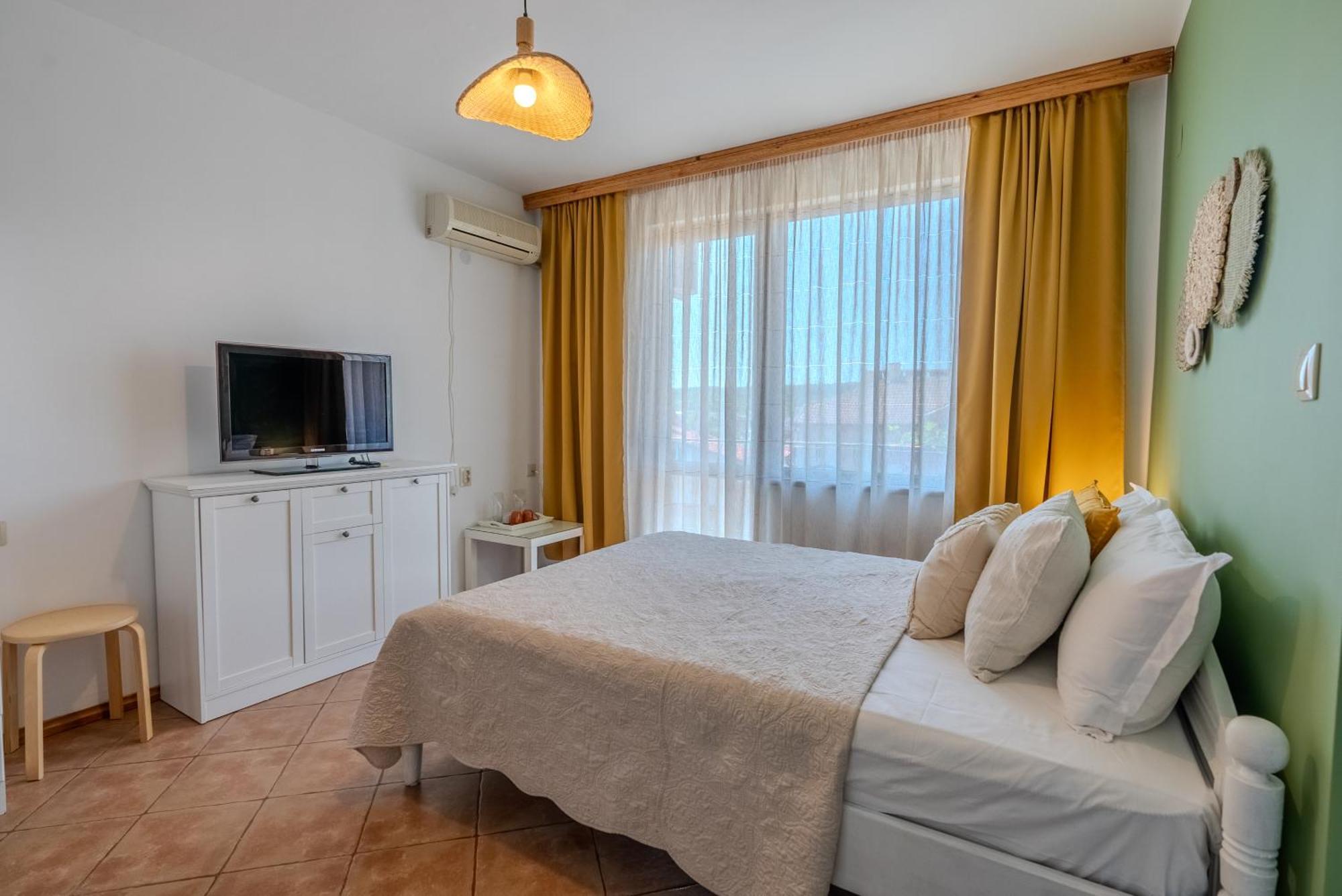 Kalina Guest Rooms Szozopol Kültér fotó