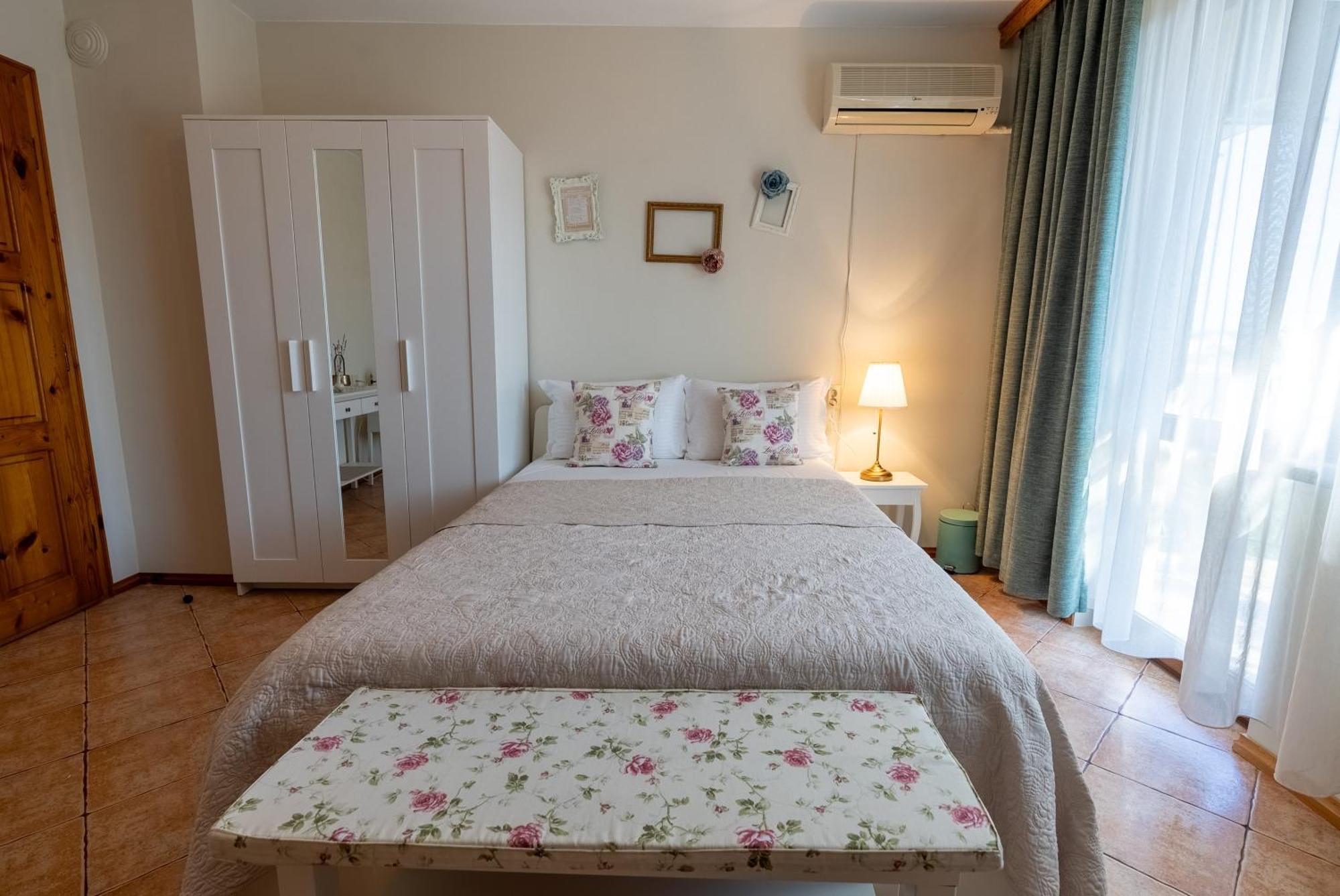 Kalina Guest Rooms Szozopol Kültér fotó
