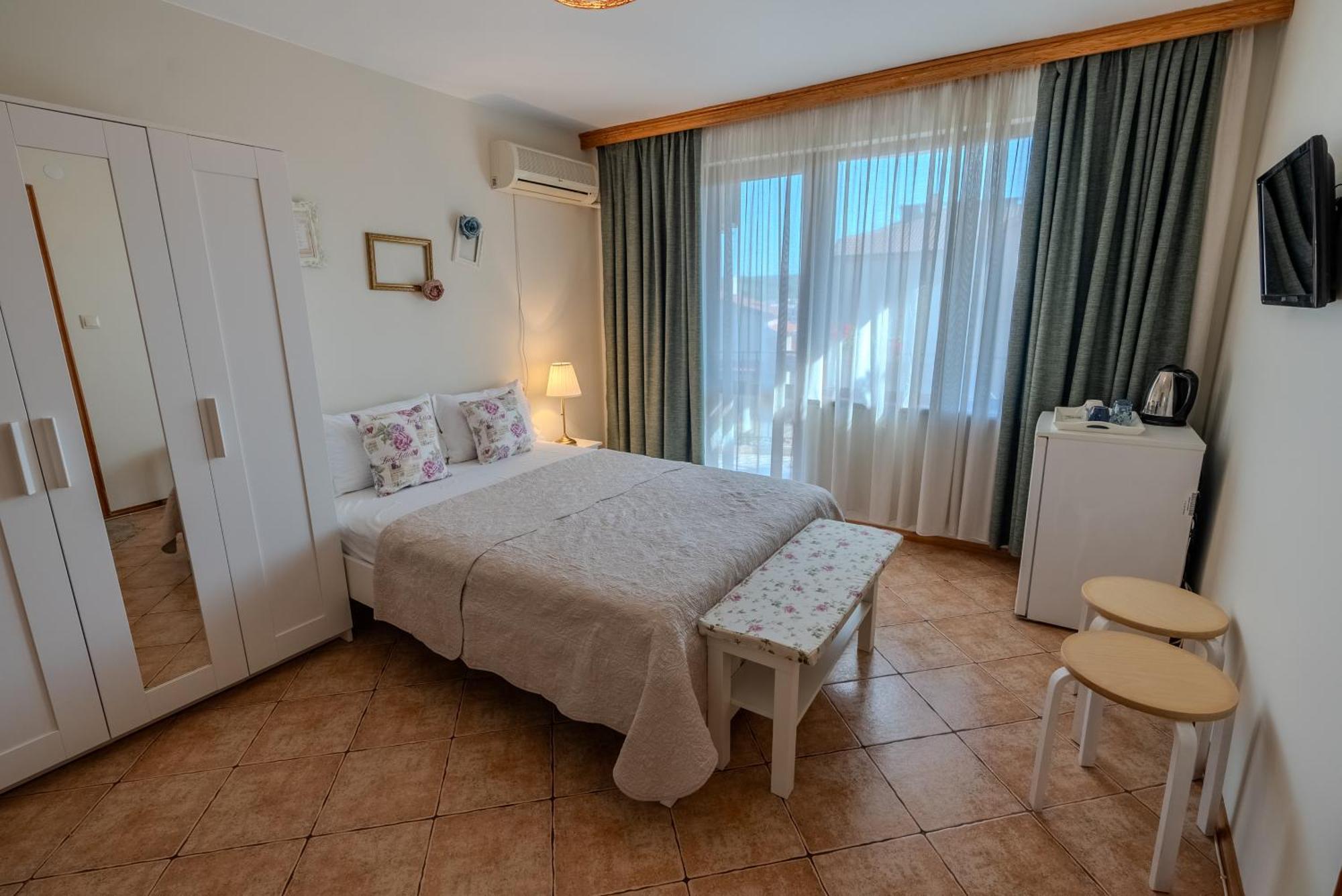 Kalina Guest Rooms Szozopol Kültér fotó